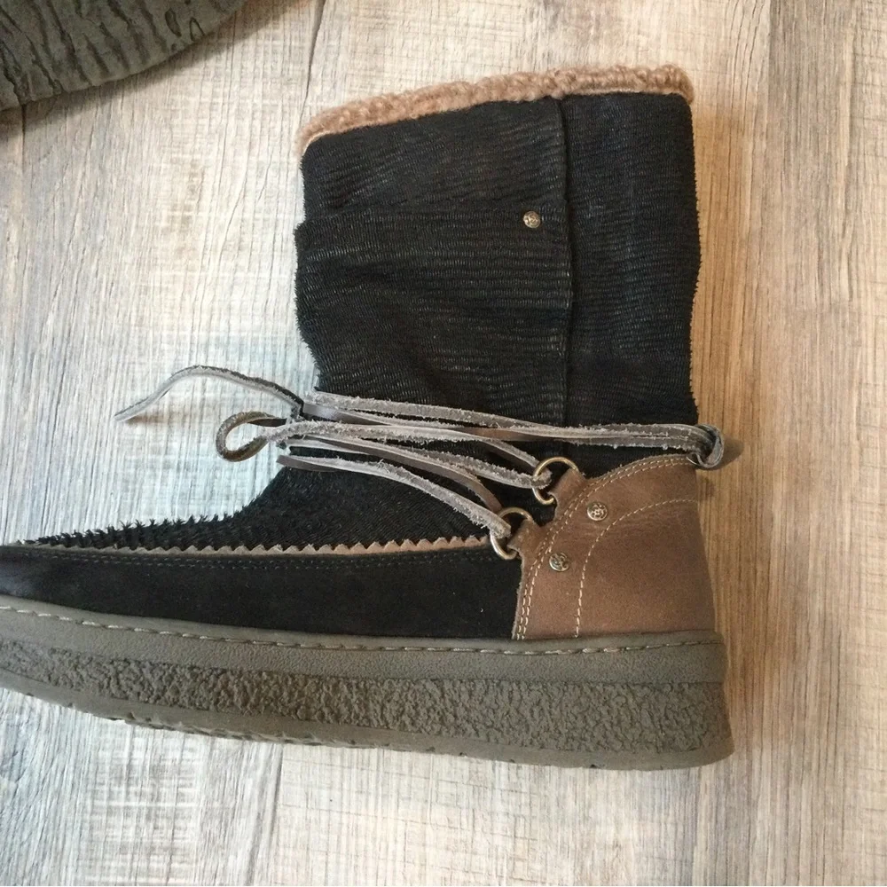 OTBT Leather Slope Boot - Picture 2 of 11